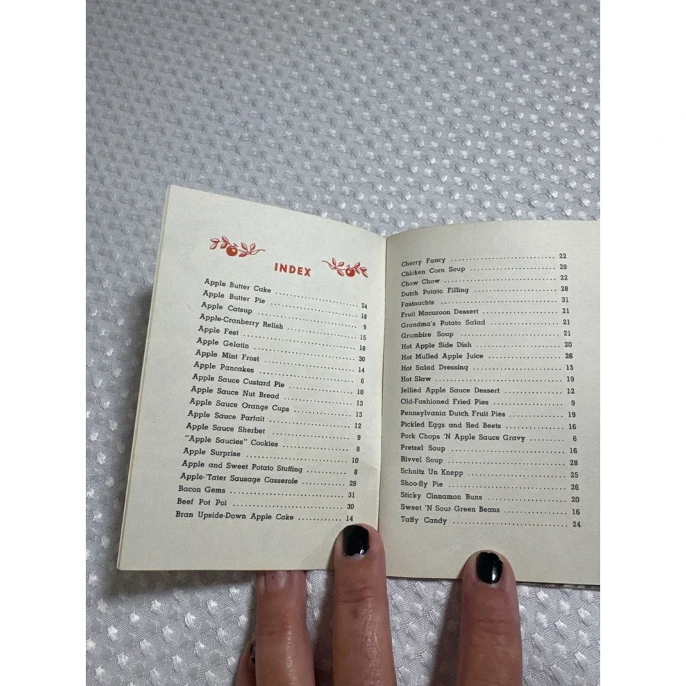 Musselman's Recipe Book Unisex OS Pennsylvania Dutch Vol‎ III Red Vintage EUC